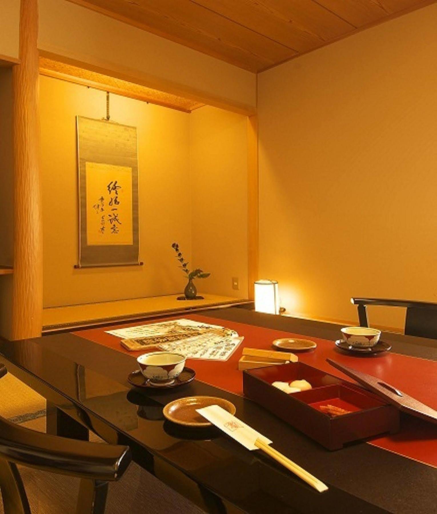 อิชิโนยุ คาเทอิ Hotel ยามาโนะอุจิ ภายนอก รูปภาพ